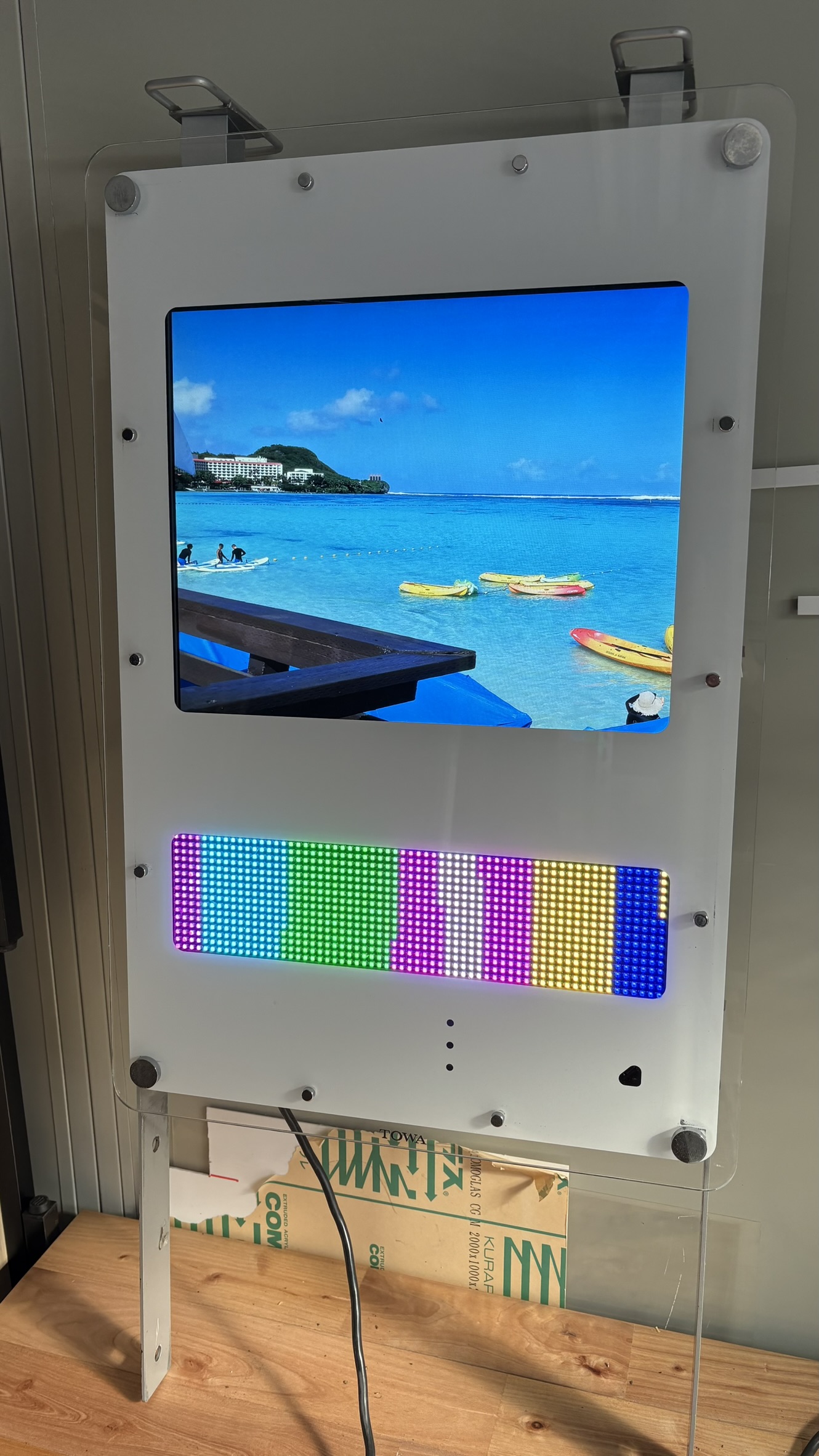 東和 BRID  DS-FL419S(片面/小型/フルカラー) デジタルサイネージ/LED電光看板　写真表示可能　(多色)